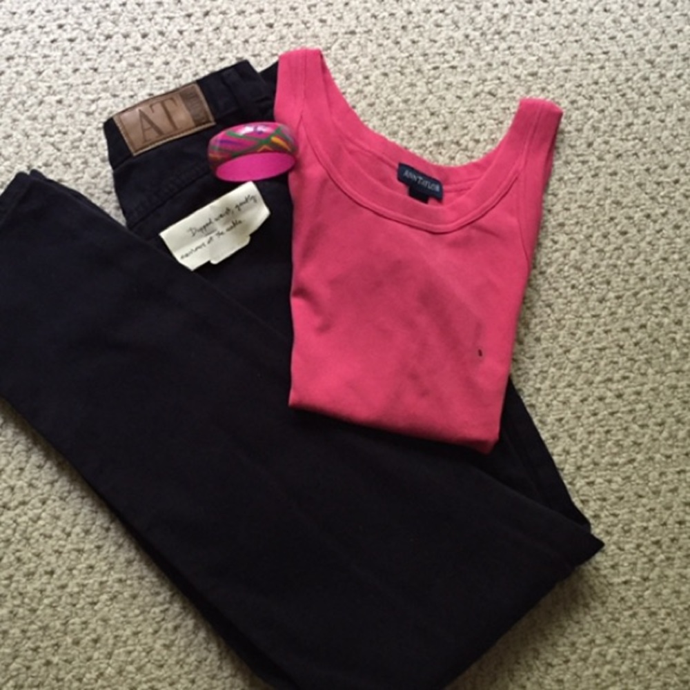 Ann Taylor pink top. NWT. Small. Mint condition!